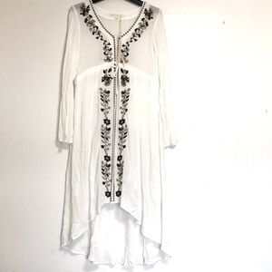 Embroidered White Lovestitch Tunic Dress SZ M